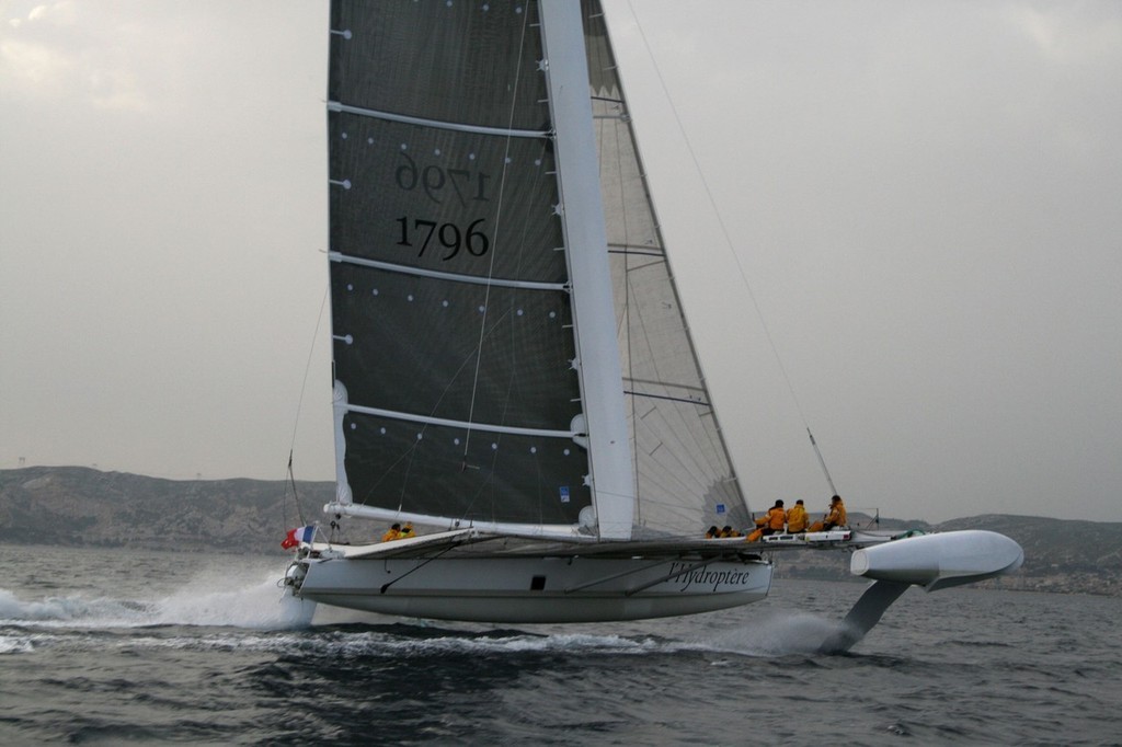 l’Hydroptère © Hydroptere.com http://www.Hydroptere.com